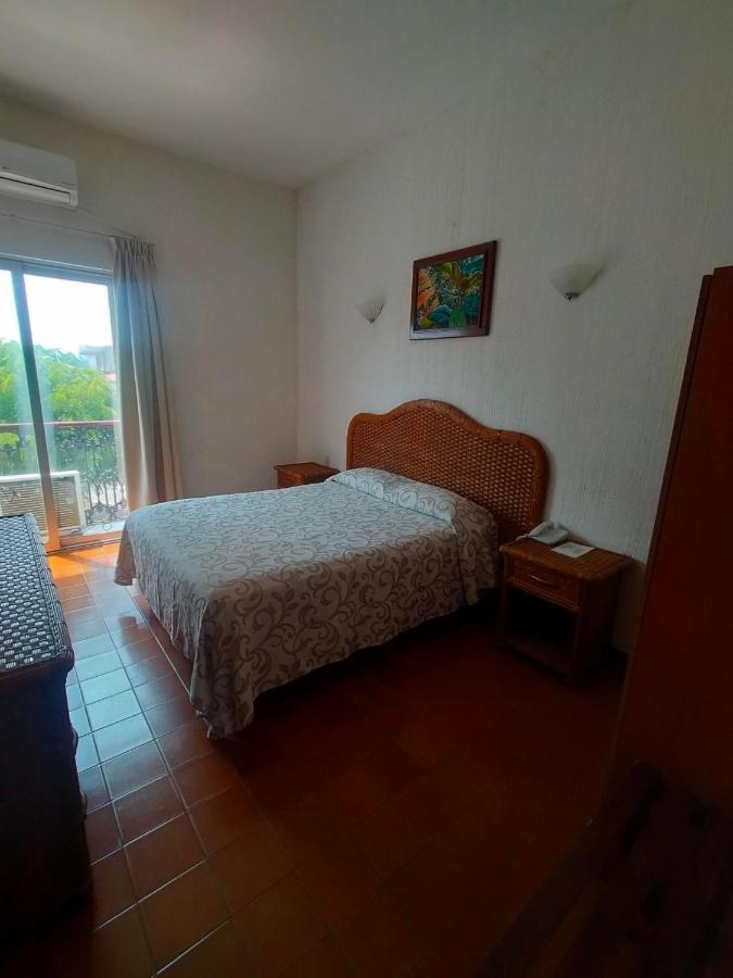 Hotel Posada Dona Lala ตลาโคตาลปัน ภายนอก รูปภาพ
