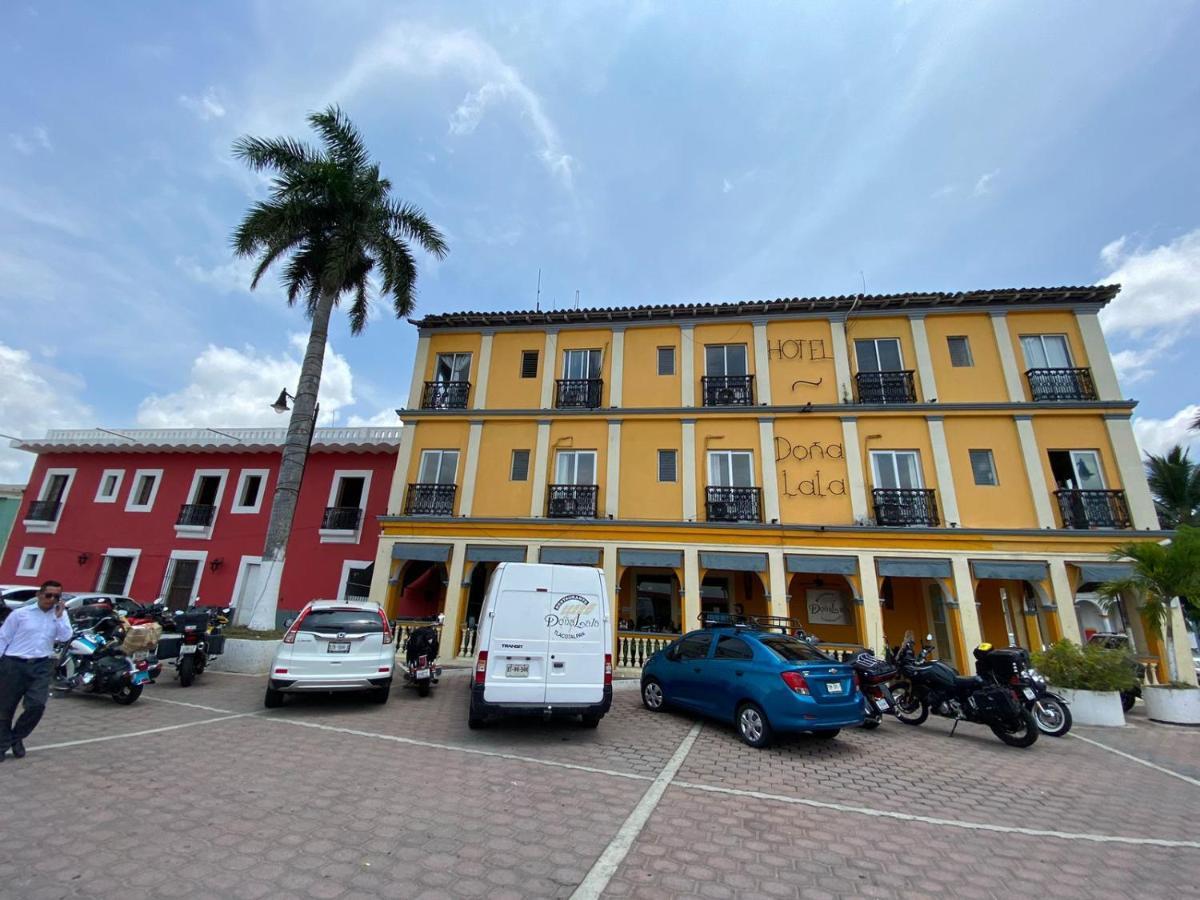 Hotel Posada Dona Lala ตลาโคตาลปัน ภายนอก รูปภาพ