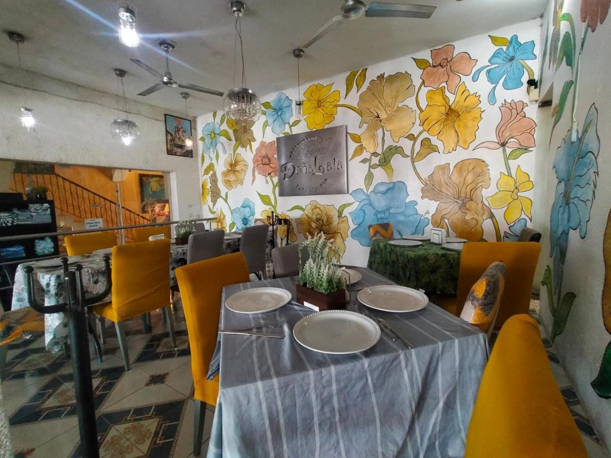 Hotel Posada Dona Lala ตลาโคตาลปัน ภายนอก รูปภาพ