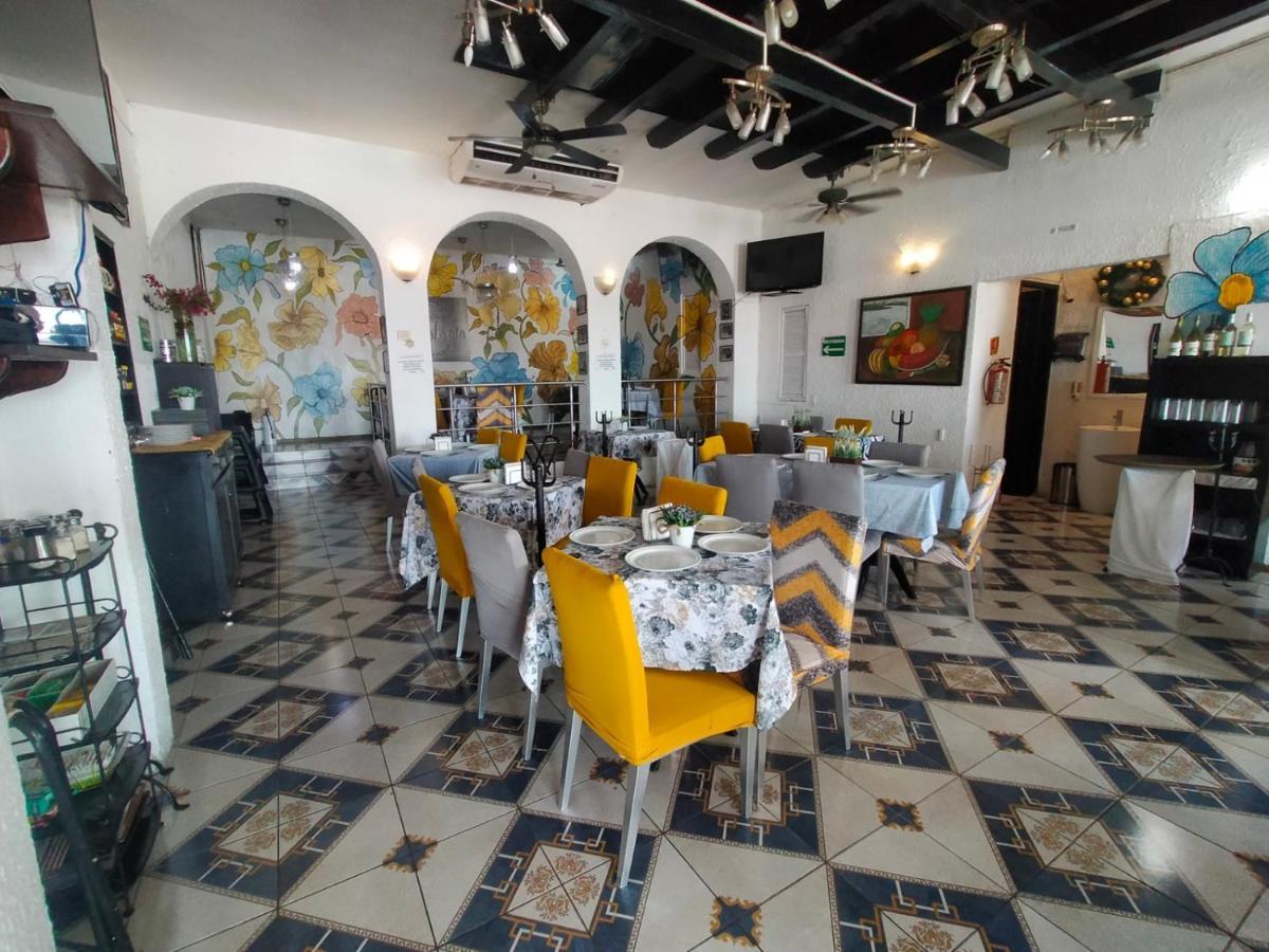 Hotel Posada Dona Lala ตลาโคตาลปัน ภายนอก รูปภาพ