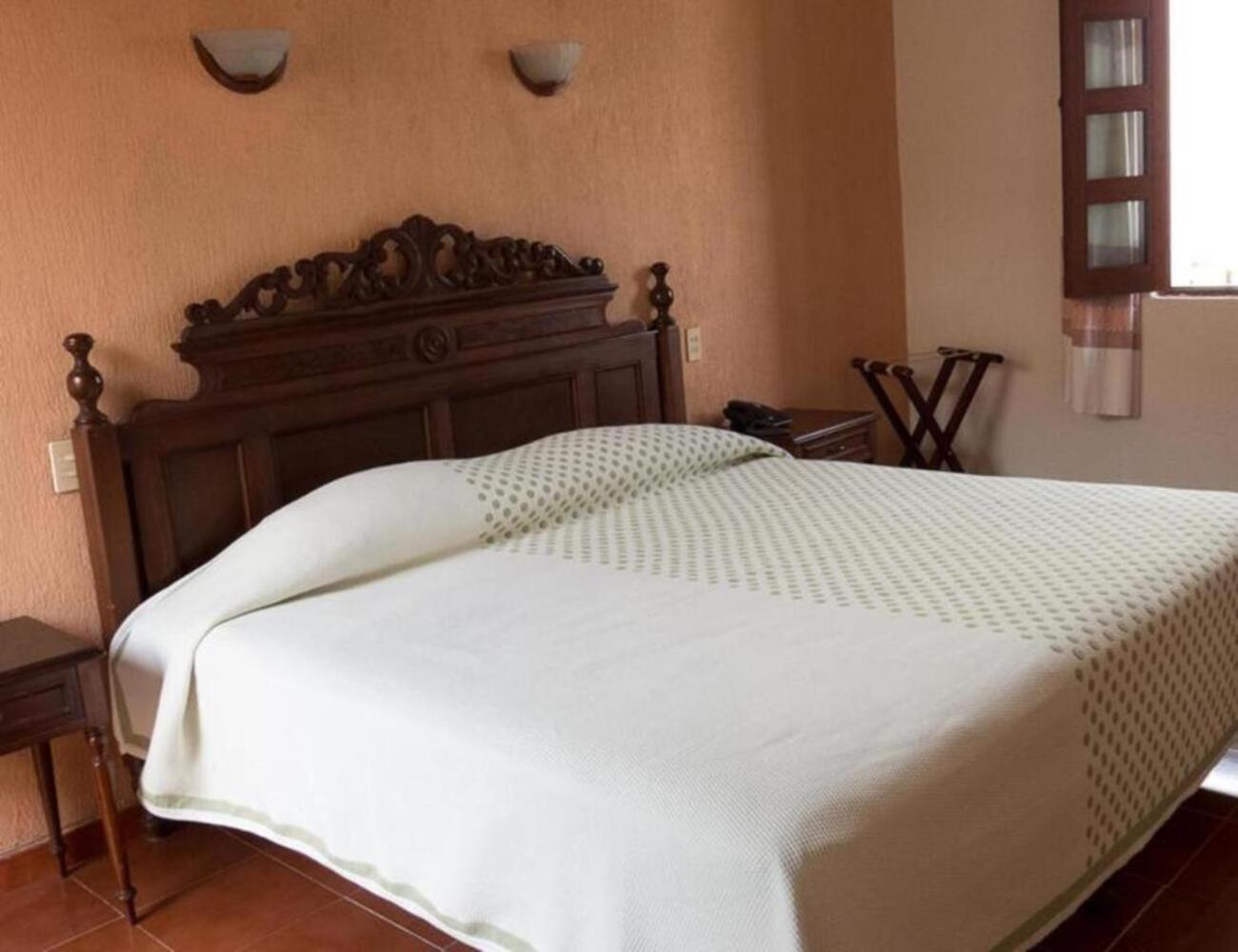 Hotel Posada Dona Lala ตลาโคตาลปัน ภายนอก รูปภาพ
