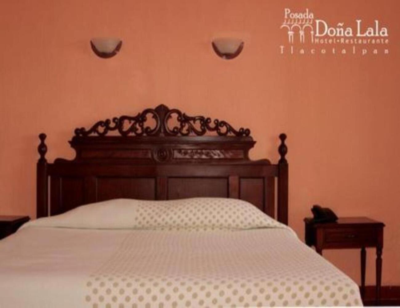 Hotel Posada Dona Lala ตลาโคตาลปัน ภายนอก รูปภาพ