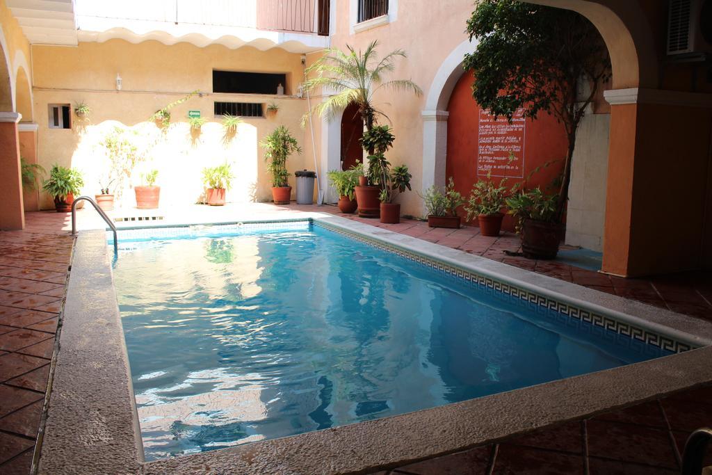 Hotel Posada Dona Lala ตลาโคตาลปัน ภายนอก รูปภาพ